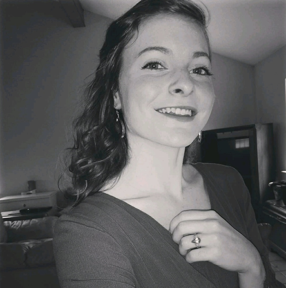 Meet your Posher, Ashley